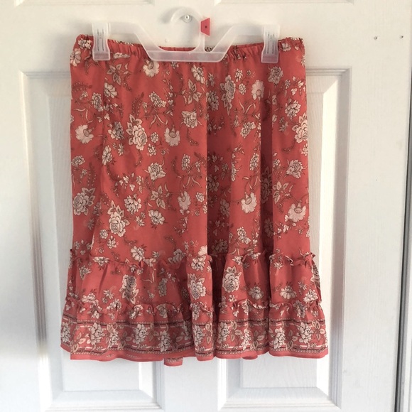 Floral Skirt - Picture 2 of 4